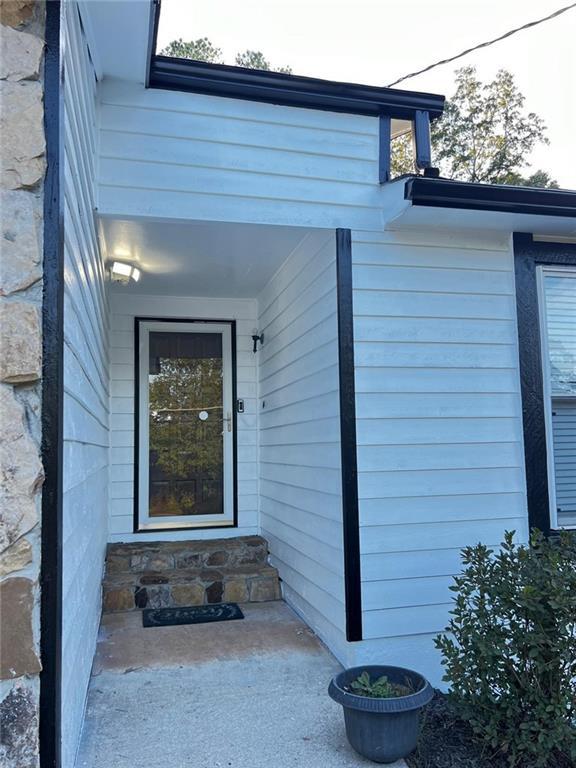 Image for property 4907 Wycliffe Drive, Stone Mountain, GA 30087
