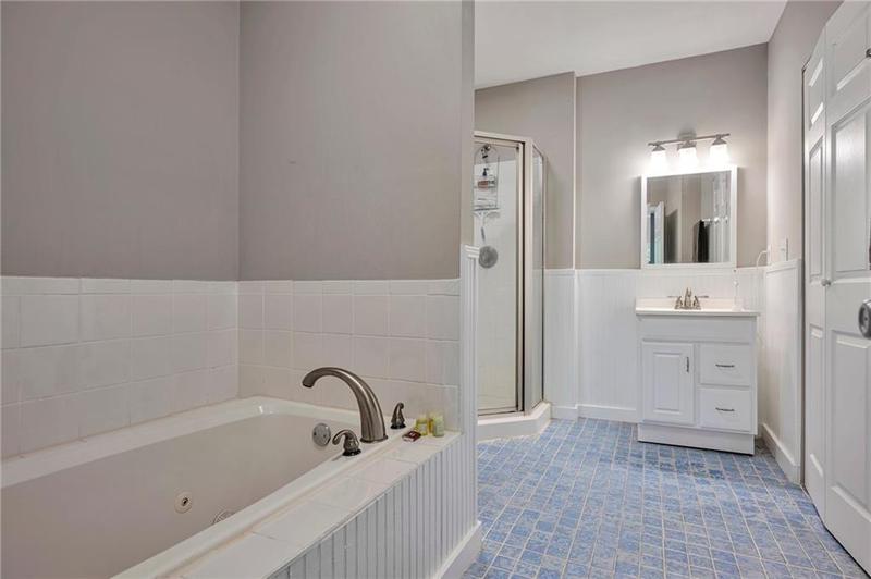 Image for property 1825 Center Avenue, Atlanta, GA 30344