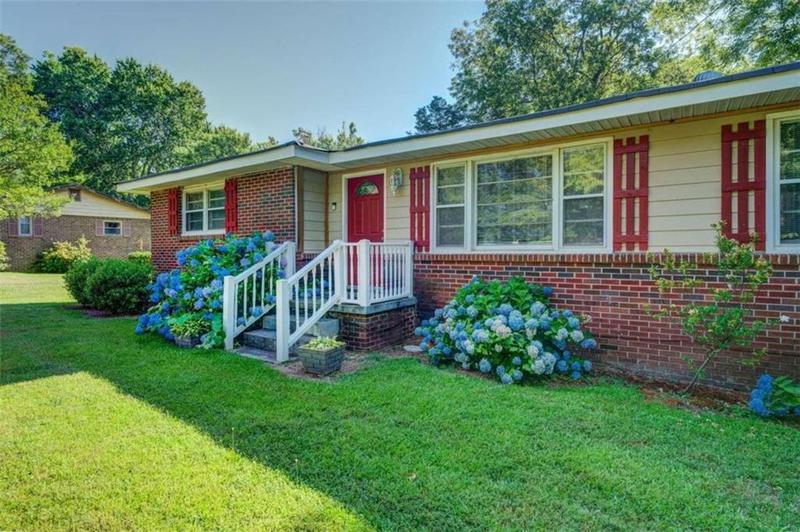 Image for property 10661 Flat Shoals Road, Covington, GA 30016