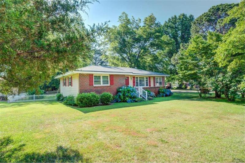 Image for property 10661 Flat Shoals Road, Covington, GA 30016