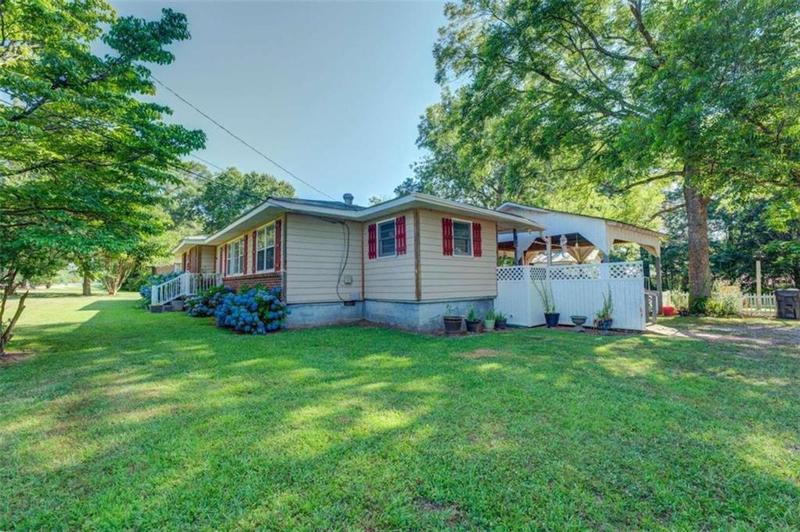 Image for property 10661 Flat Shoals Road, Covington, GA 30016