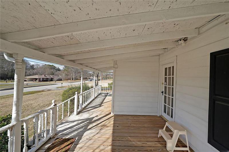 Image for property 2651 Old Lost Mountain Road, Powder Springs, GA 30127