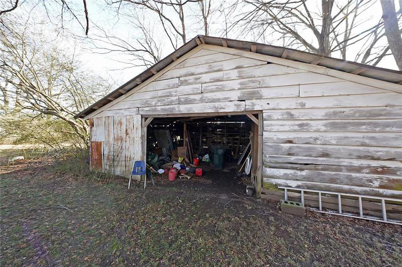 Image for property 2651 Old Lost Mountain Road, Powder Springs, GA 30127