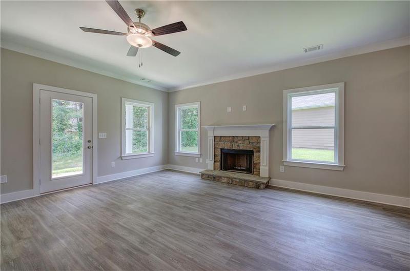 Image for property 124 Sunflower Circle, Cartersville, GA 30121