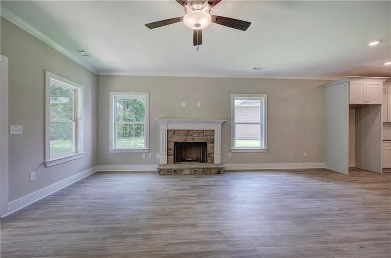 Image for property 124 Sunflower Circle, Cartersville, GA 30121