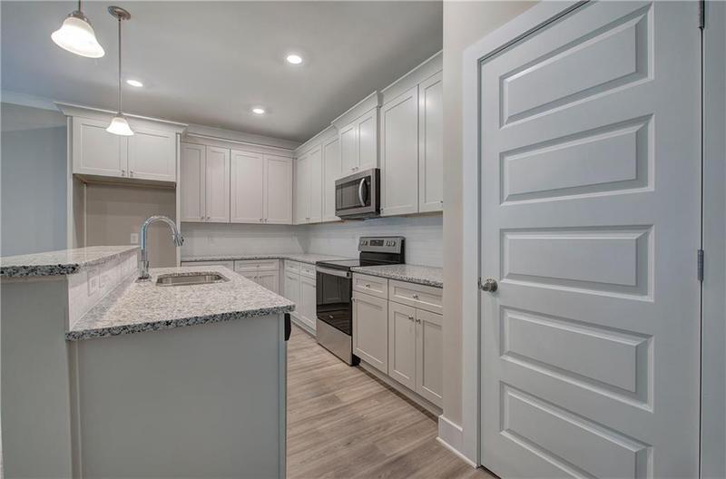 Image for property 124 Sunflower Circle, Cartersville, GA 30121