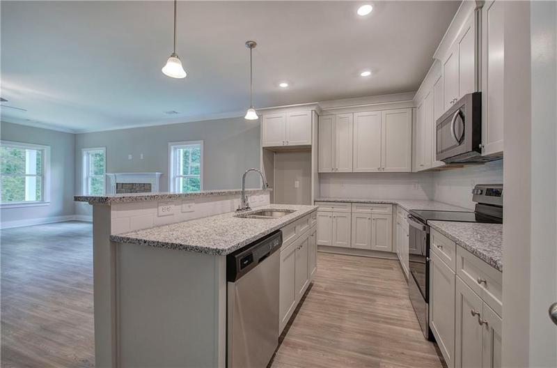 Image for property 124 Sunflower Circle, Cartersville, GA 30121