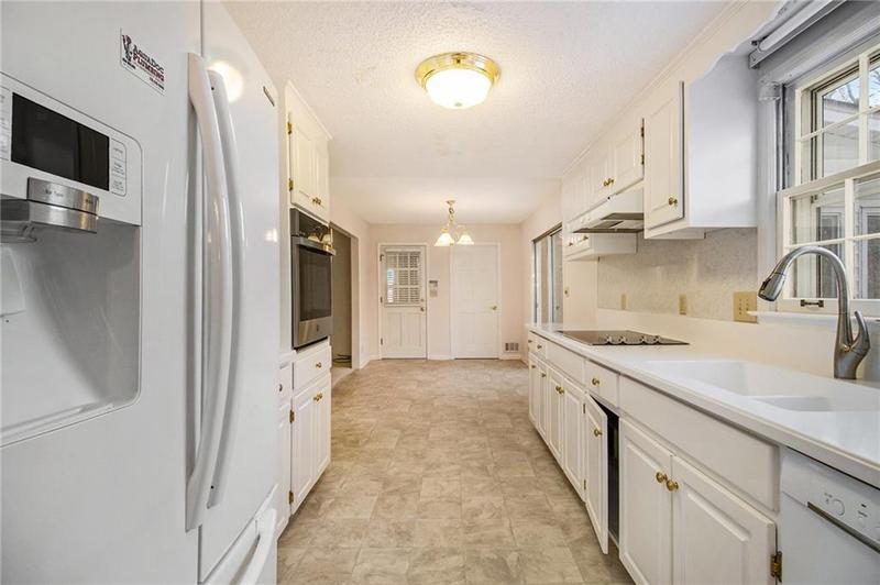 Image for property 201 Vistawood Lane, Marietta, GA 30066