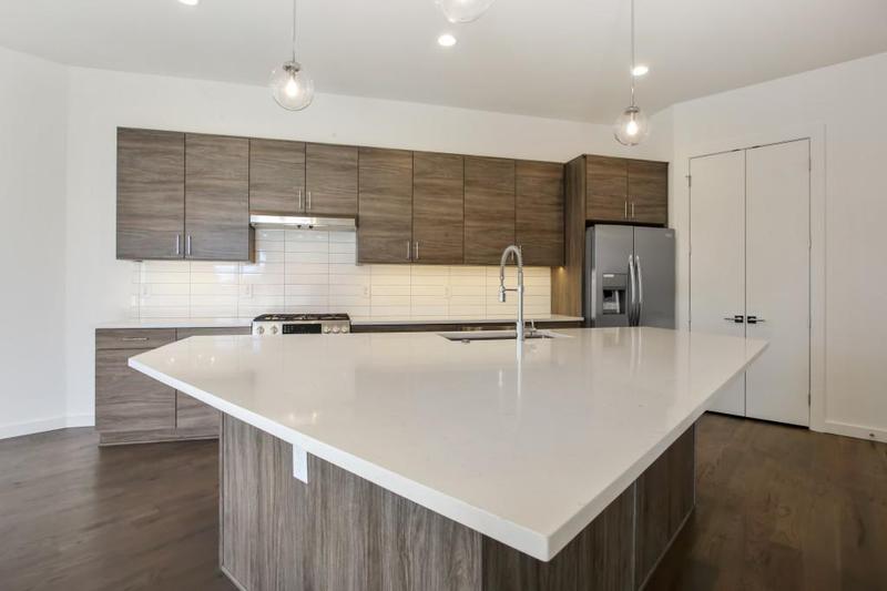 Image for property 2194 Bristol Cove 13, Chamblee, GA 30341