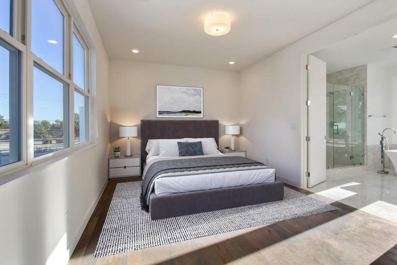 Image for property 2194 Bristol Cove 13, Chamblee, GA 30341