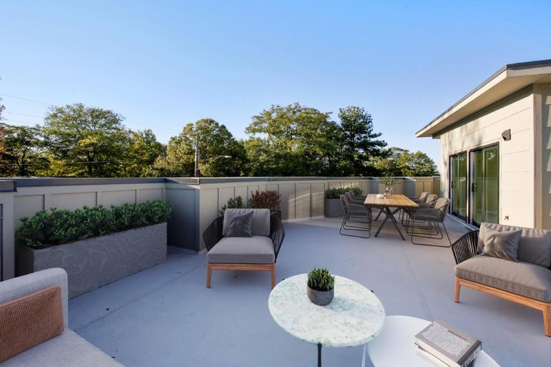Image for property 2194 Bristol Cove 13, Chamblee, GA 30341