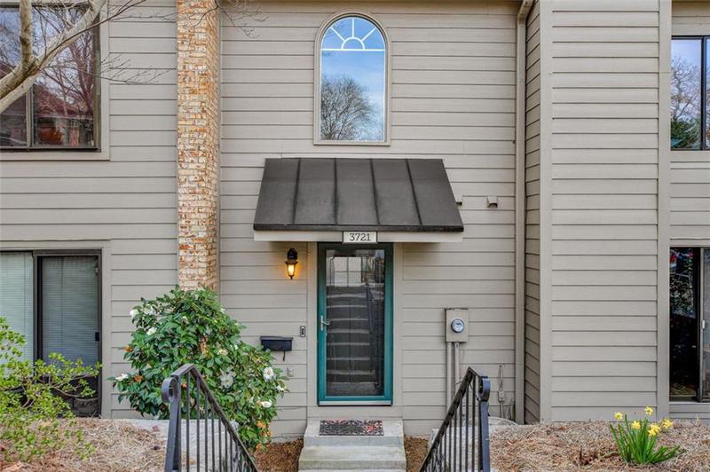 Image for property 3721 STONEWALL Circle, Atlanta, GA 30339
