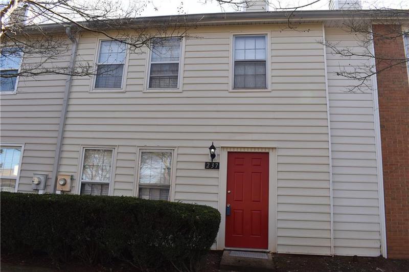 Image for property 237 Chads Ford Way, Roswell, GA 30076