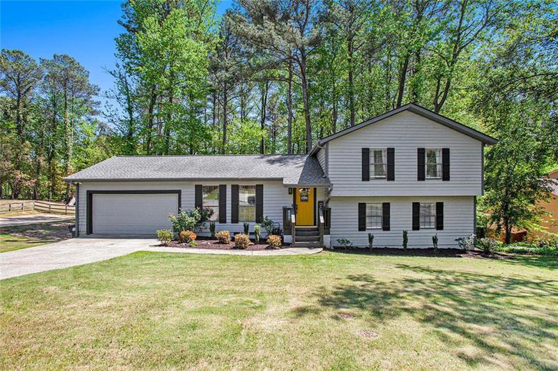 Image for property 2022 Ramblewood Court, Marietta, GA 30062