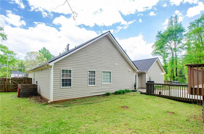 Image for property 238 Knob Hill Drive, Locust Grove, GA 30248