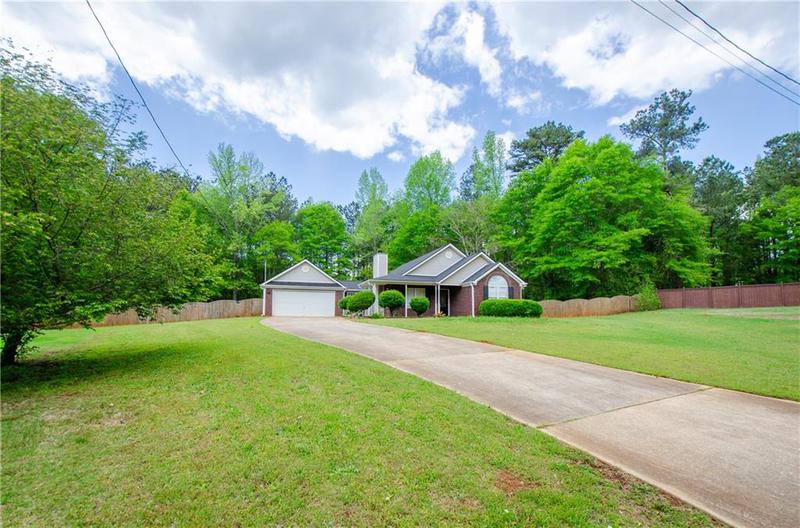 Image for property 238 Knob Hill Drive, Locust Grove, GA 30248
