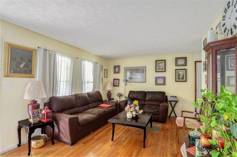Image for property 4427 Creek Valley Court, Atlanta, GA 30331
