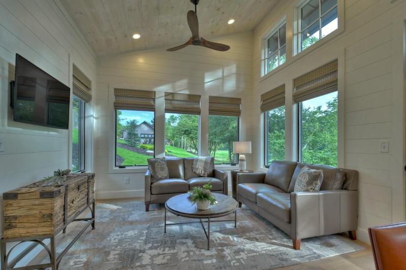 Image for property HC5 Old Toccoa Loop, Mineral Bluff, GA 30559