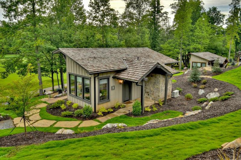Image for property HC5 Old Toccoa Loop, Mineral Bluff, GA 30559