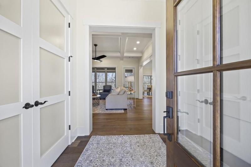 Image for property 410 Edgewater Trail, Toccoa, GA 30577