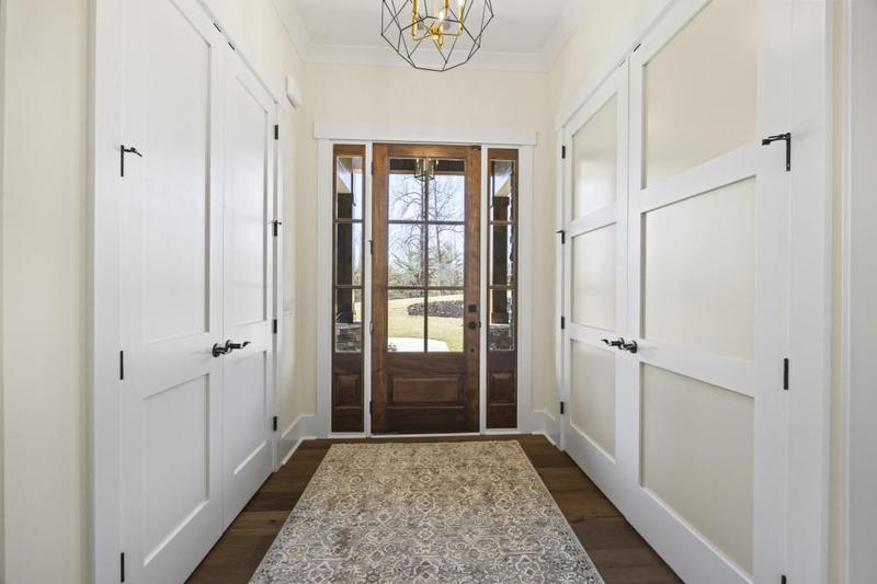 Image for property 410 Edgewater Trail, Toccoa, GA 30577