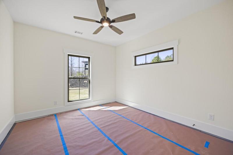 Image for property 410 Edgewater Trail, Toccoa, GA 30577