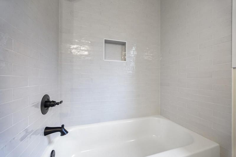 Image for property 410 Edgewater Trail, Toccoa, GA 30577