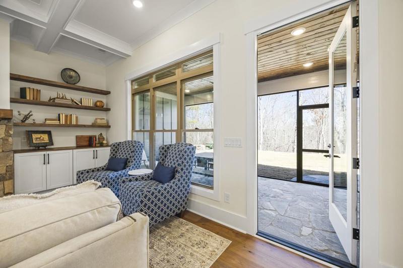Image for property 410 Edgewater Trail, Toccoa, GA 30577