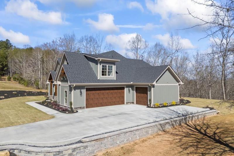 Image for property 410 Edgewater Trail, Toccoa, GA 30577