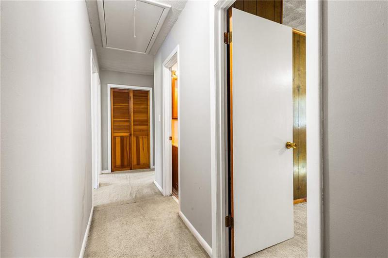 Image for property 57 HALL Circle, Newnan, GA 30263