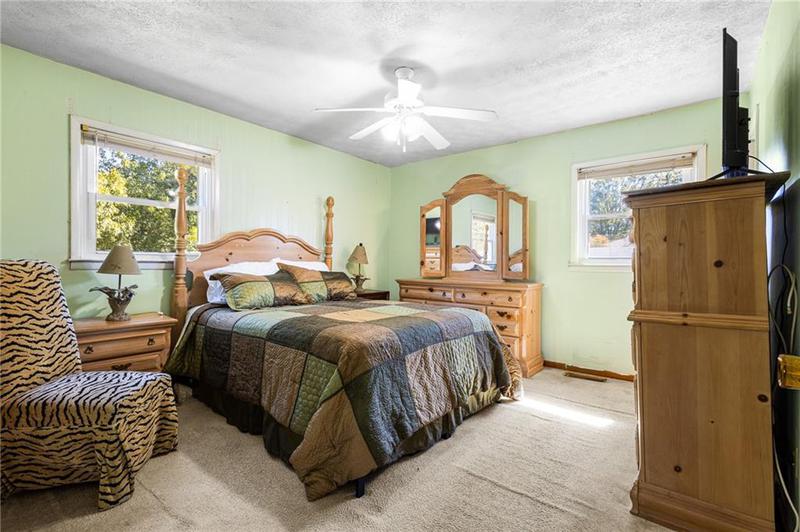 Image for property 57 HALL Circle, Newnan, GA 30263
