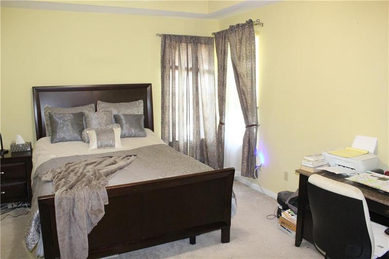 Image for property 5627 Isleworth Court, Atlanta, GA 30349