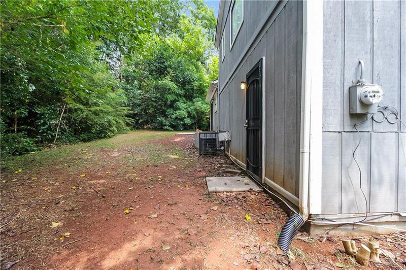 Image for property 3840 Wood Path, Stone Mountain, GA 30083