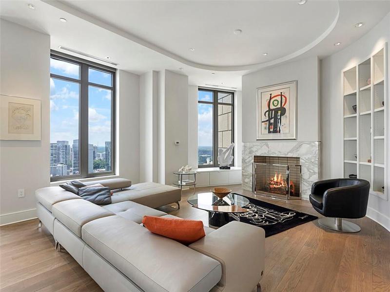 Image for property 3376 Peachtree Road 44B, Atlanta, GA 30326