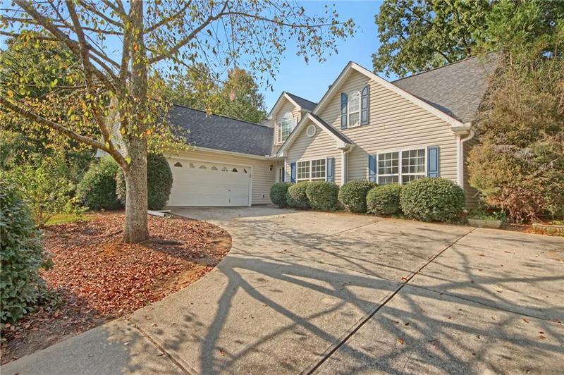 Image for property 3292 High View Court, Gainesville, GA 30506