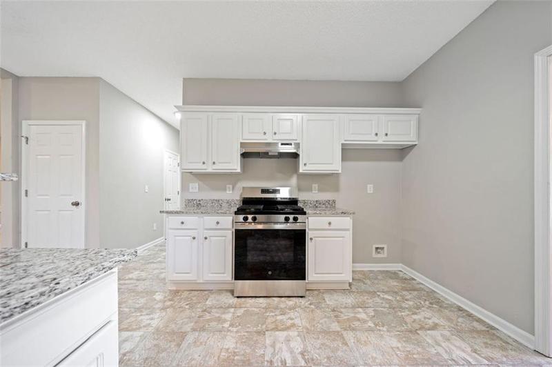 Image for property 5820 BROADLEAF Way, Atlanta, GA 30349