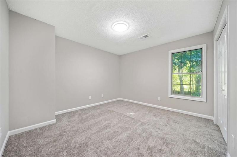 Image for property 5820 BROADLEAF Way, Atlanta, GA 30349