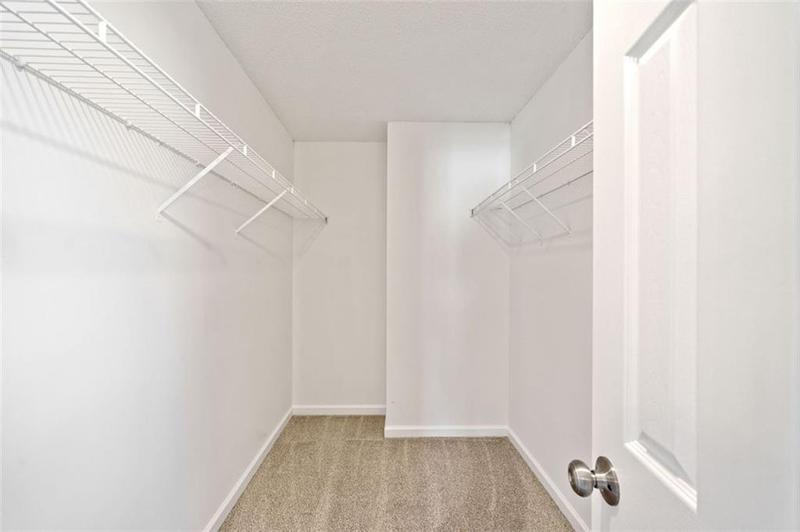 Image for property 5820 BROADLEAF Way, Atlanta, GA 30349
