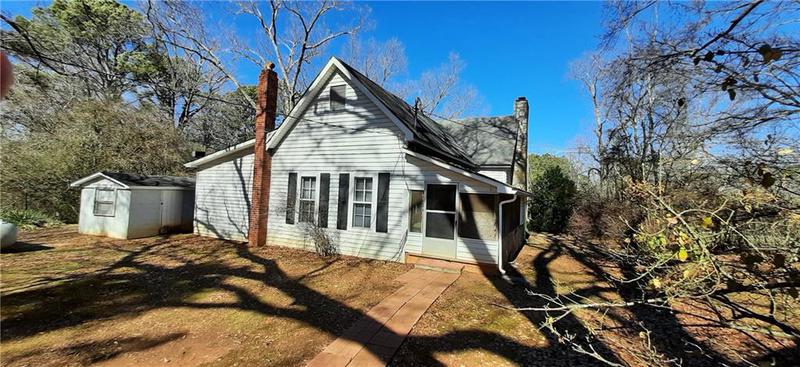 Image for property 11953 Henderson Mountain Road, Fairmount, GA 30139
