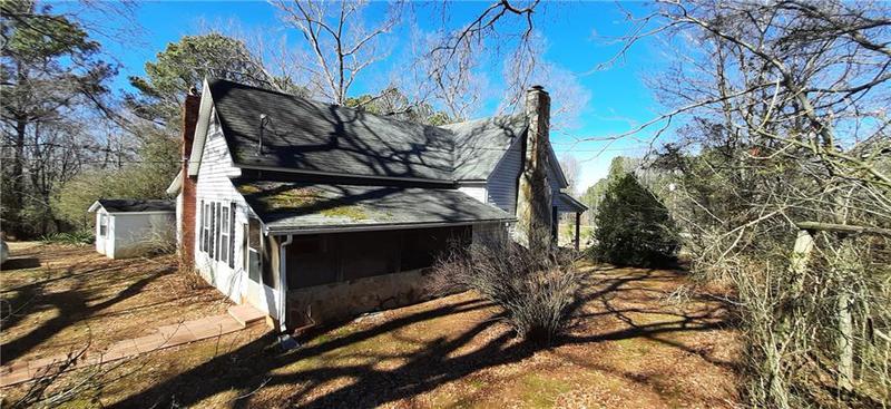 Image for property 11953 Henderson Mountain Road, Fairmount, GA 30139