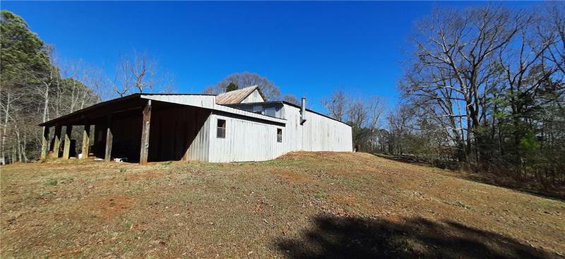 Image for property 11953 Henderson Mountain Road, Fairmount, GA 30139