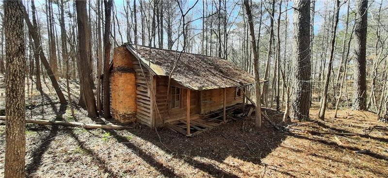 Image for property 11953 Henderson Mountain Road, Fairmount, GA 30139