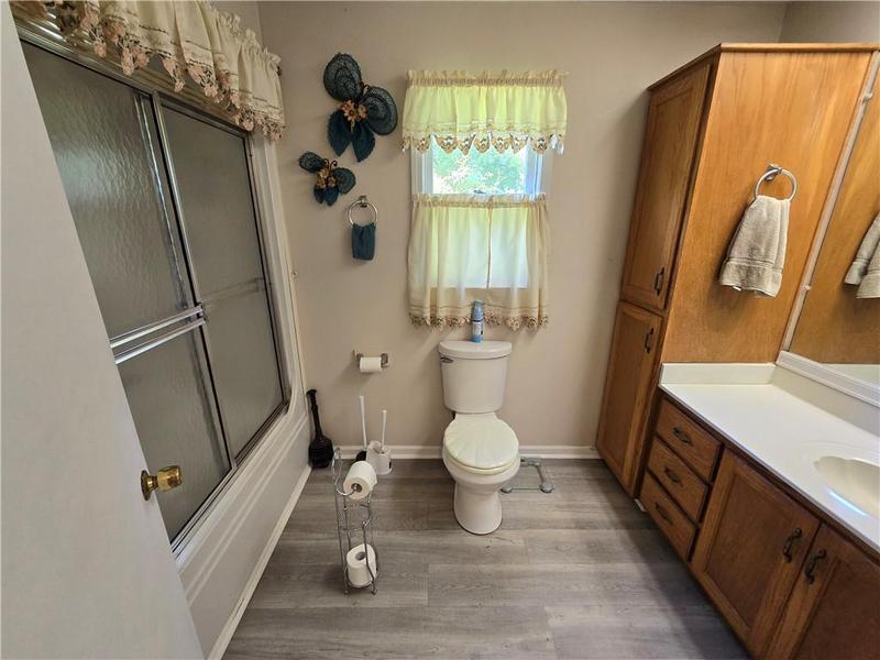 Image for property 11953 Henderson Mountain Road, Fairmount, GA 30139