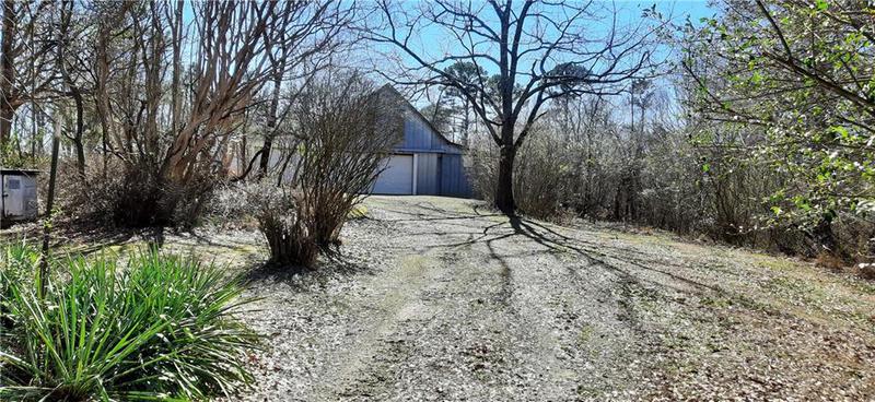 Image for property 11953 Henderson Mountain Road, Fairmount, GA 30139