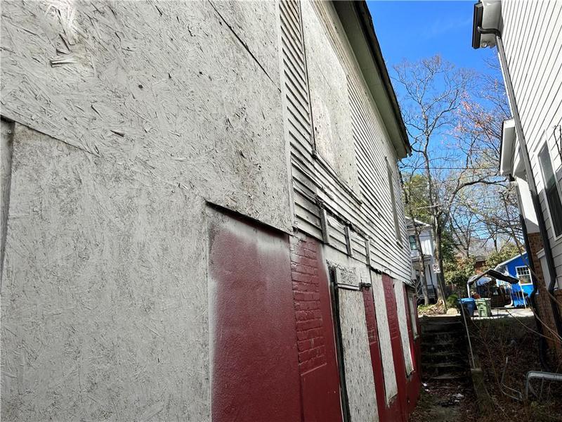 Image for property 592 Formwalt Street, Atlanta, GA 30312