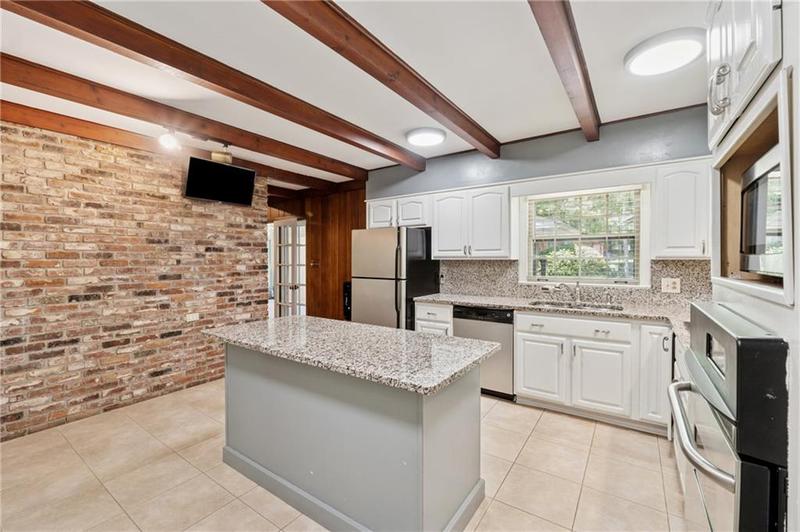 Image for property 1387 Springdale Road, Gainesville, GA 30501