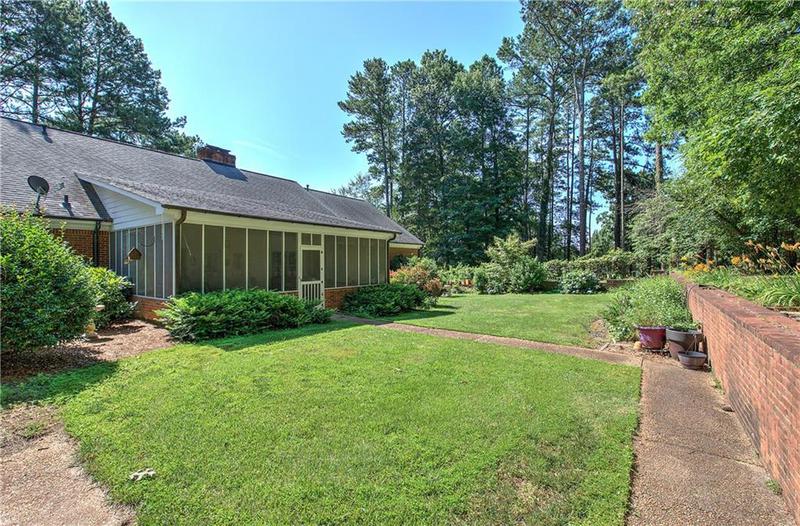Image for property 45 Latimer Lane, Cartersville, GA 30121