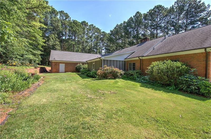 Image for property 45 Latimer Lane, Cartersville, GA 30121