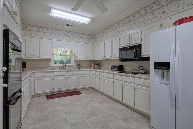 Image for property 45 Latimer Lane, Cartersville, GA 30121