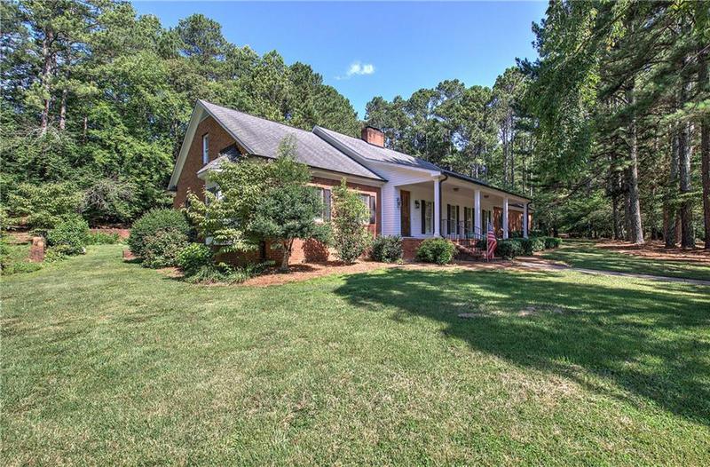 Image for property 45 Latimer Lane, Cartersville, GA 30121